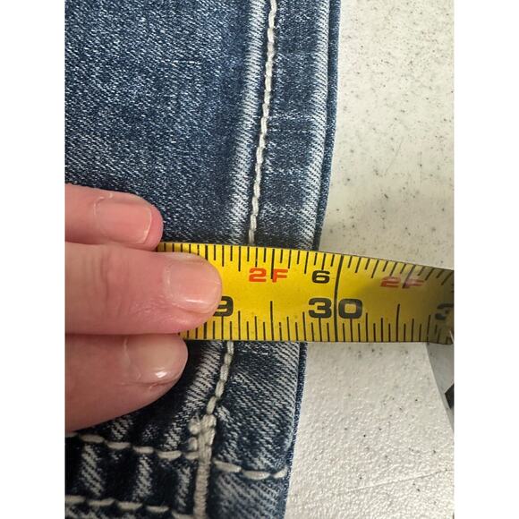 Miss Me Mid-Rise Boot cut jeans 30 silver & black cross pockets Embellished B15 - Picture 8 of 8